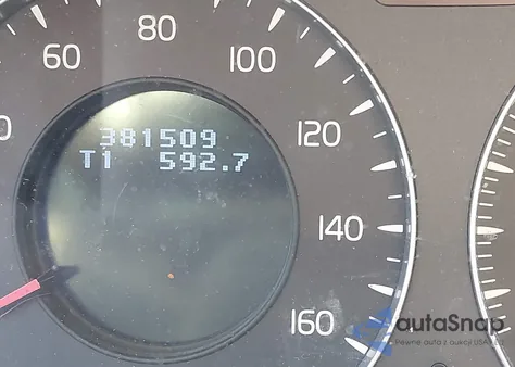 2011 Volvo Xc60 3.2/3.2 R-Design из США, поврежденный, VIN YV4952DLXB2159279